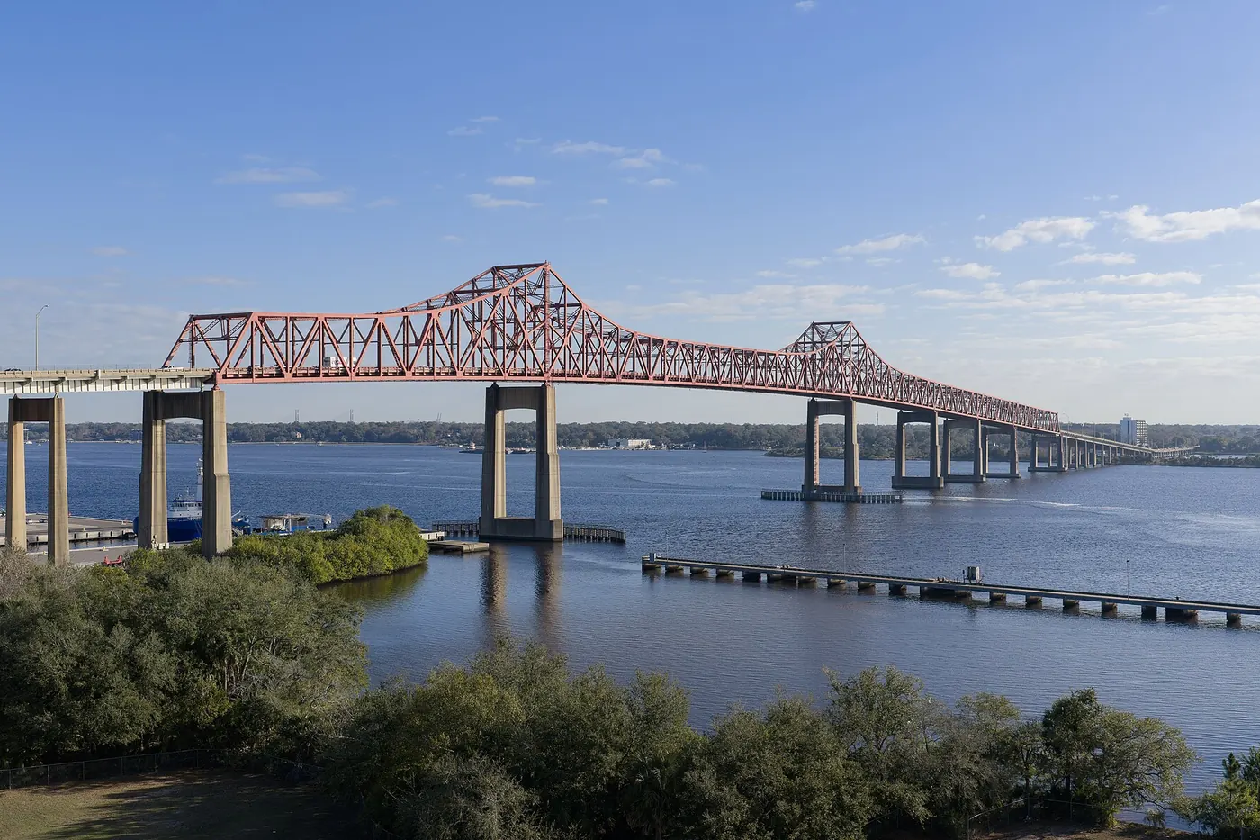 The Mathews Bridge carrying the Arlington Expressway over the St. Johns River into Arlington, Jacksonville